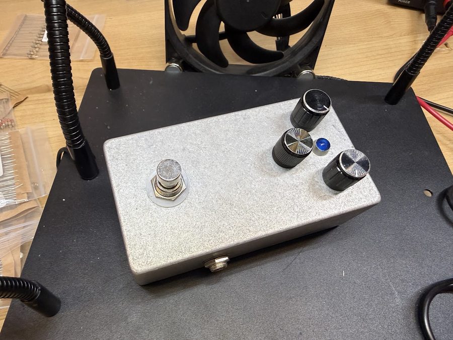 Fuzz Guitar Pedal